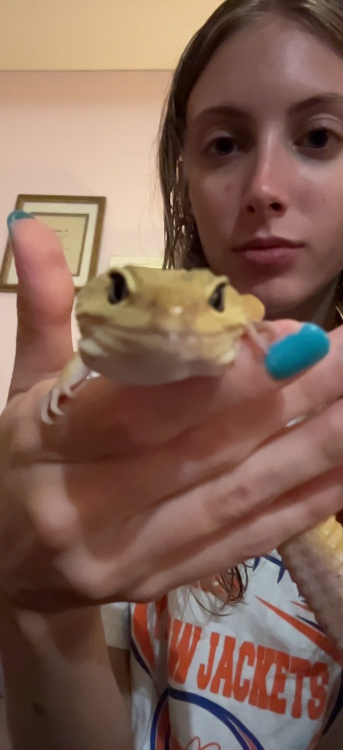 her scaly son George ๐ฆ